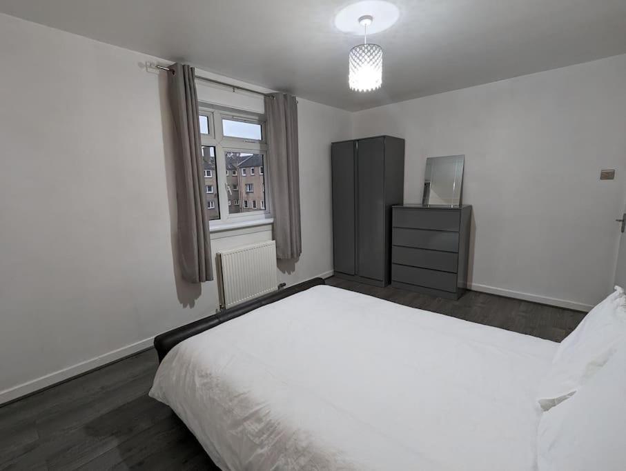 3 Bedroom Apartment Sleeps 8 Edimburgo Exterior foto